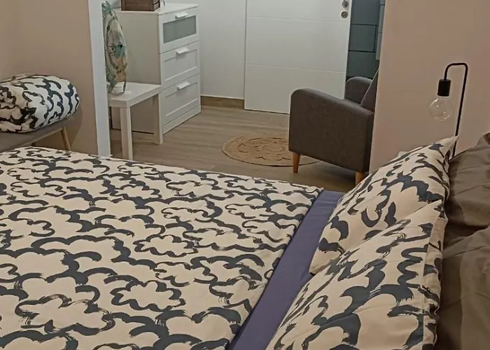 Apartment A House With A Garden, Garage, Sauna, And Jacuzzi