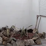Appartamento A House With A Garden, Garage, Sauna, And Jacuzzi *