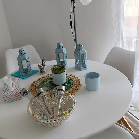 A House With A Garden, Garage, Sauna, And Jacuzzi *