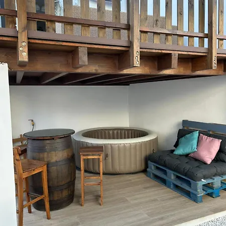 A House With A Garden, Garage, Sauna, And Jacuzzi アパート プエルト・デ・ラ・クルス