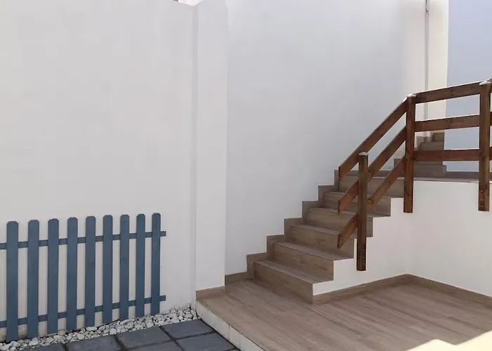 A House With A Garden, Garage, Sauna, And Jacuzzi بويرتو ذي لا كروز