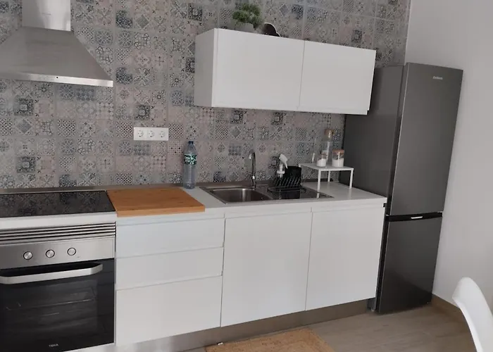 A House With A Garden, Garage, Sauna, And Jacuzzi *