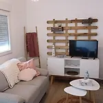 Apartment A House With A Garden, Garage, Sauna, And Jacuzzi *