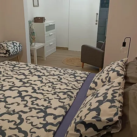Appartement A House With A Garden, Garage, Sauna, And Jacuzzi